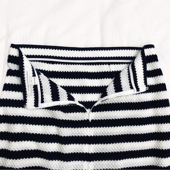Diane VON FURSTENBERG WALDA WHITE NAVY STRIPED KNITTED SKIRT 8 - Picture 6 of 7
